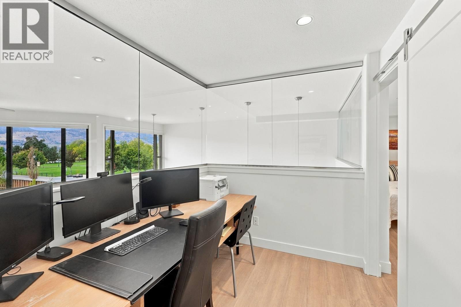 250 Marina Way Unit# 205, Penticton, BC