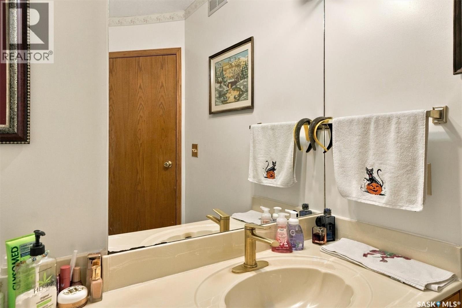 1411 Haslam Place, Saskatoon, SK