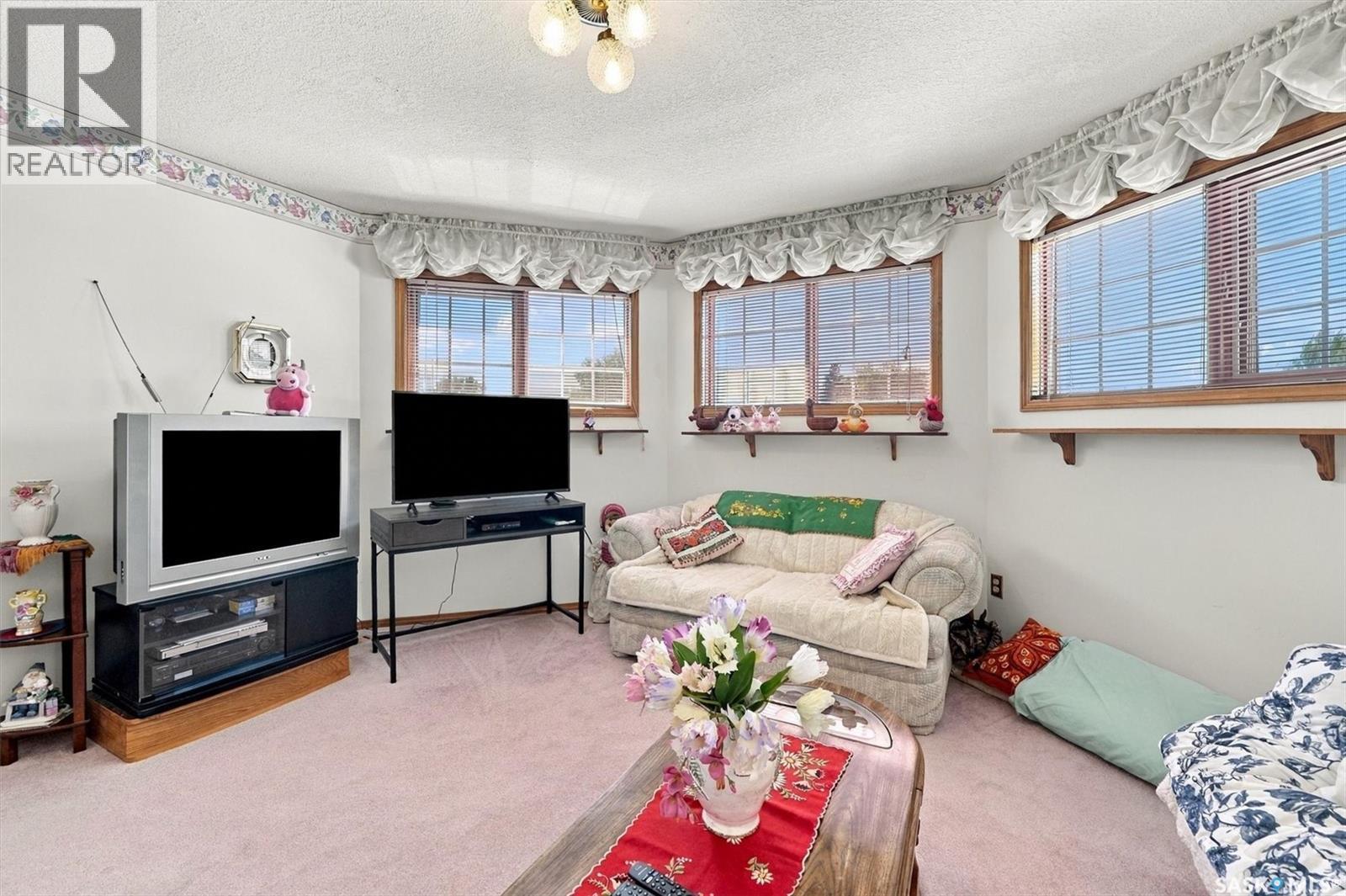 1411 Haslam Place, Saskatoon, SK
