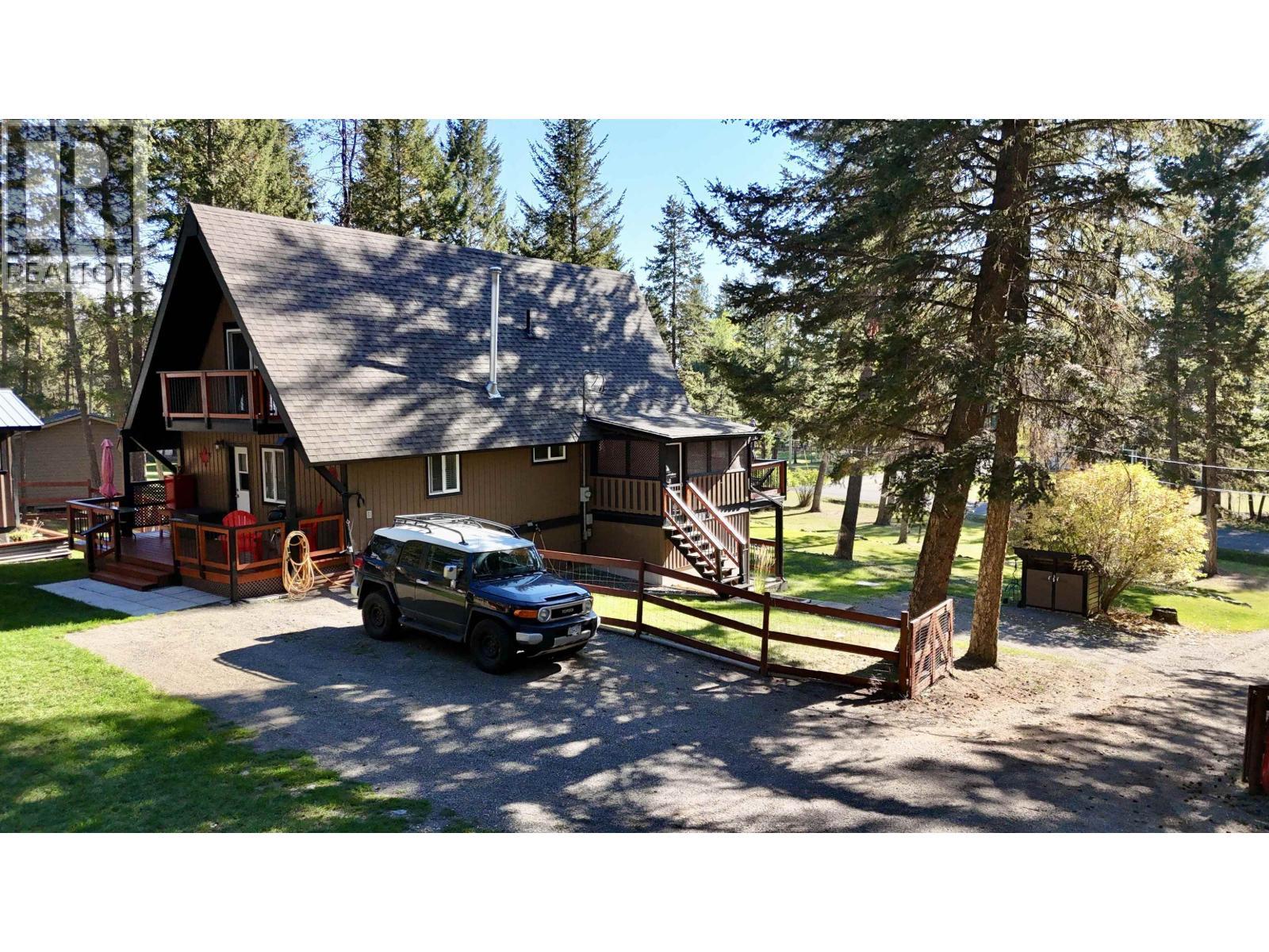 4867 Gloinnzun Drive, 108 Mile Ranch, BC