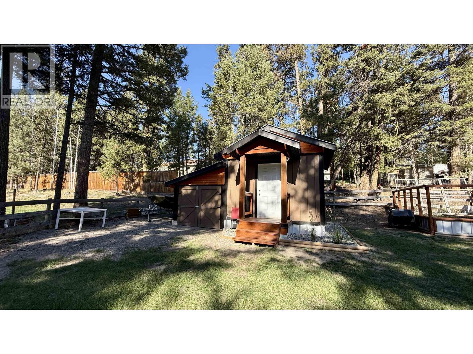 4867 Gloinnzun Drive, 108 Mile Ranch, BC