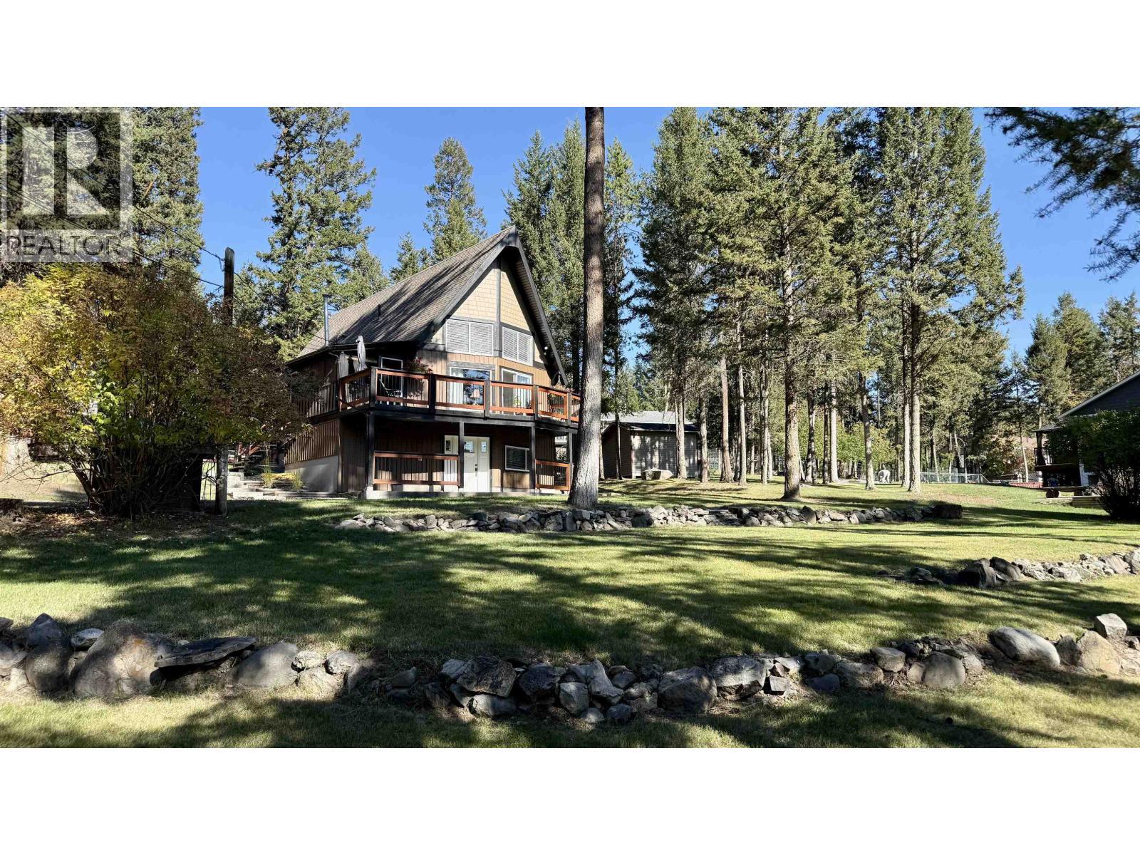 4867 Gloinnzun Drive, 108 Mile Ranch, BC