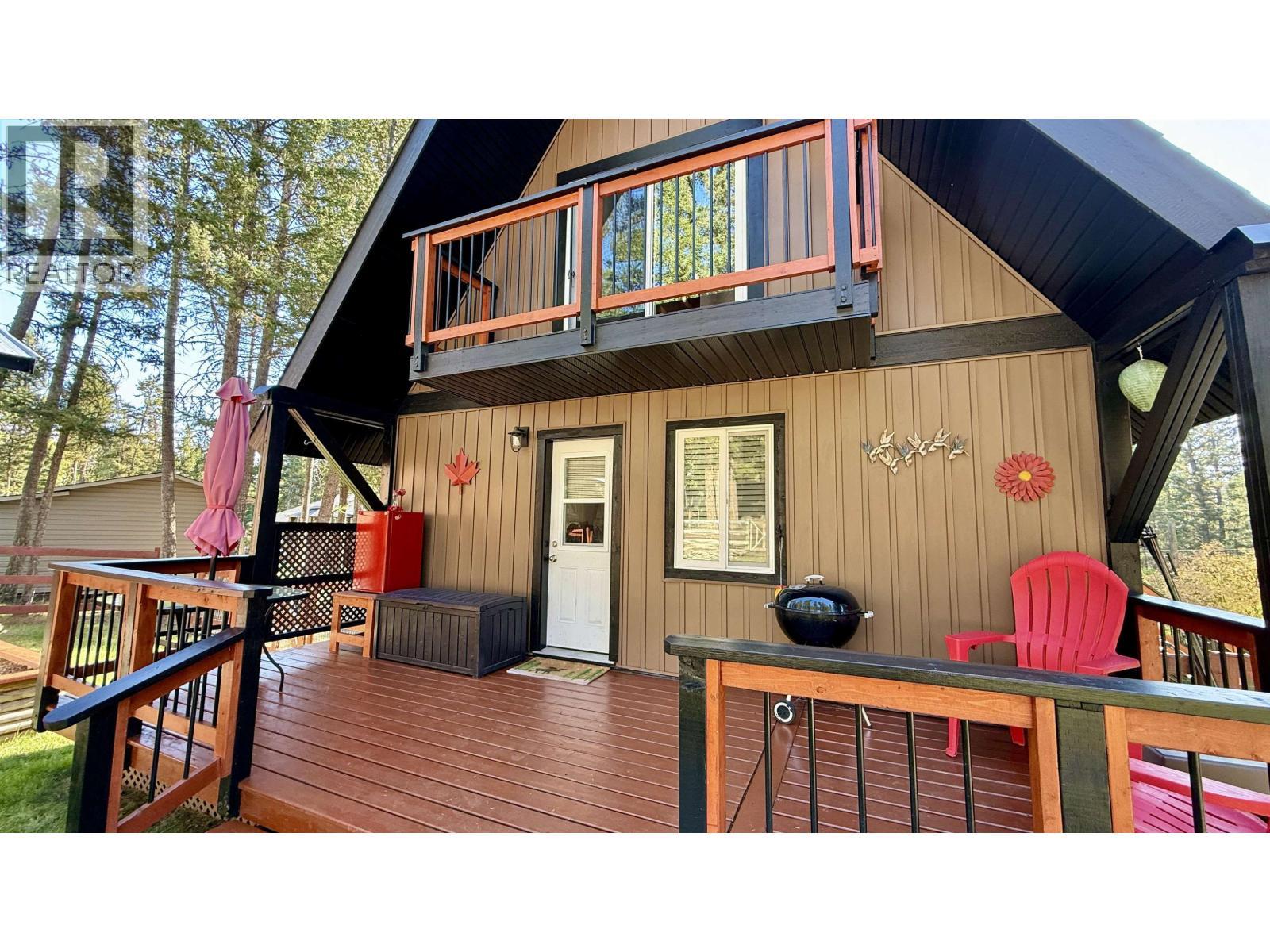 4867 Gloinnzun Drive, 108 Mile Ranch, BC