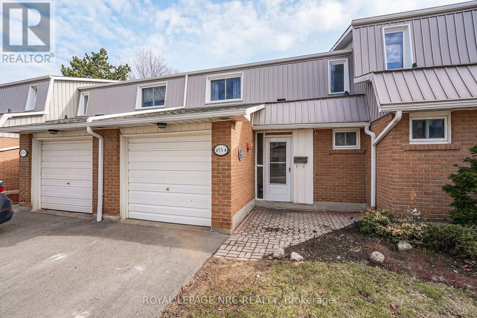 4 - 453 Woodview Road, Burlington (Roseland), ON