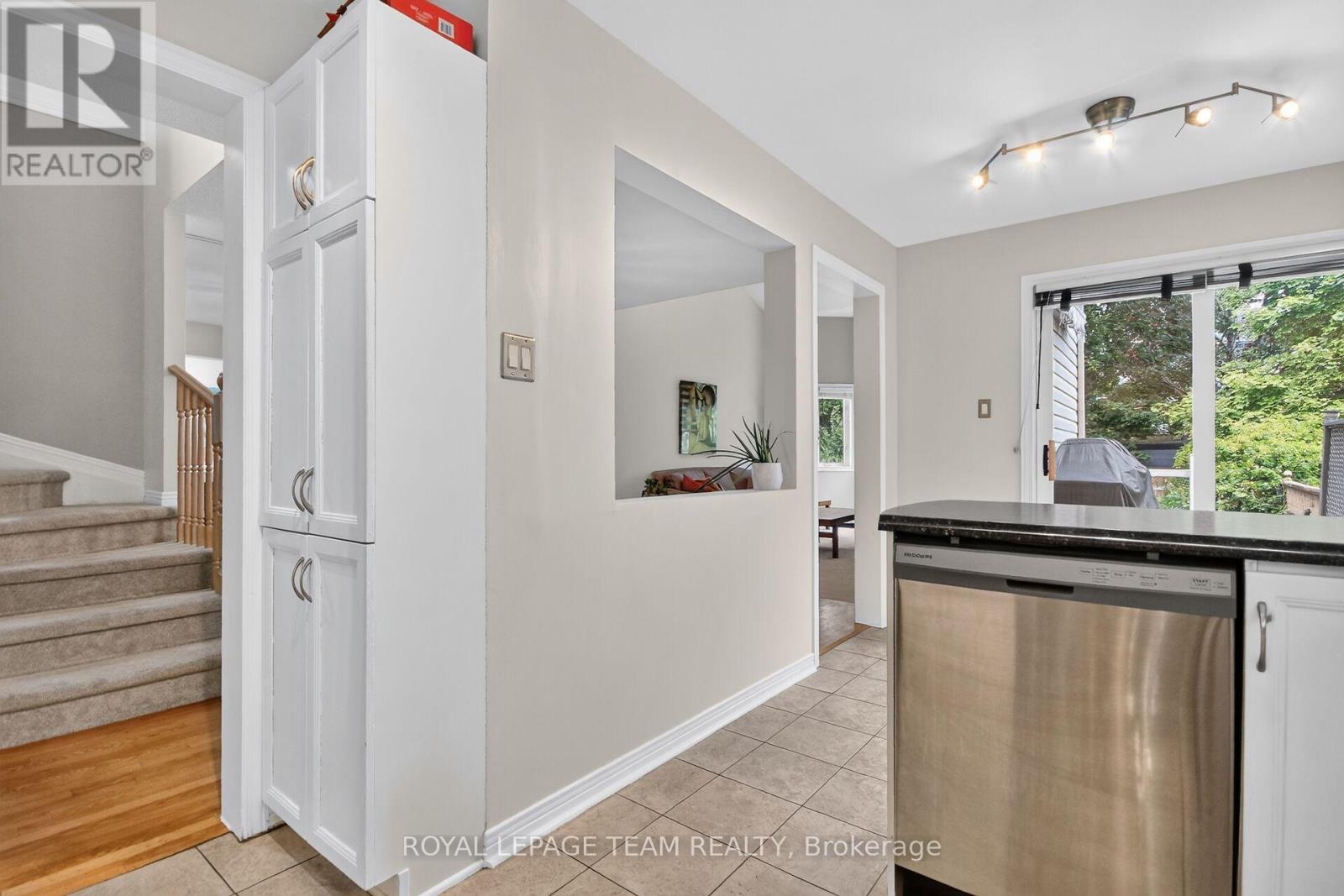 23 Grassy Plains Drive, Ottawa, ON