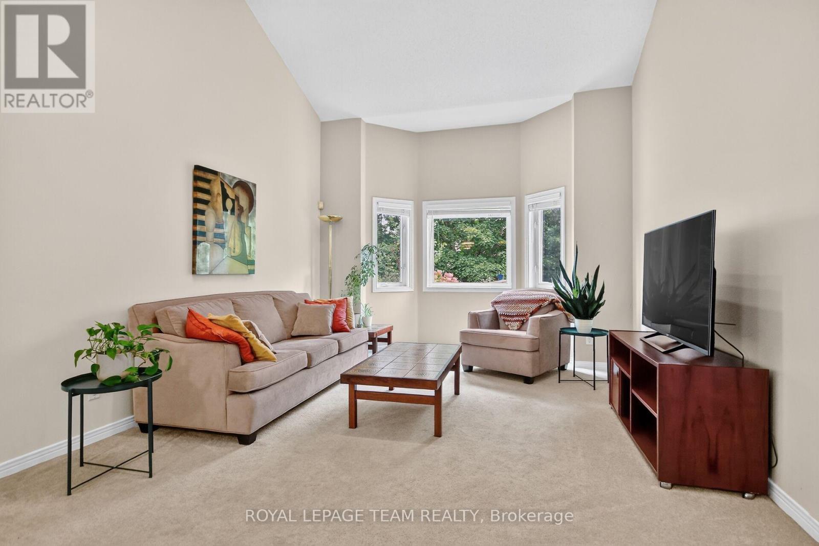 23 Grassy Plains Drive, Ottawa, ON