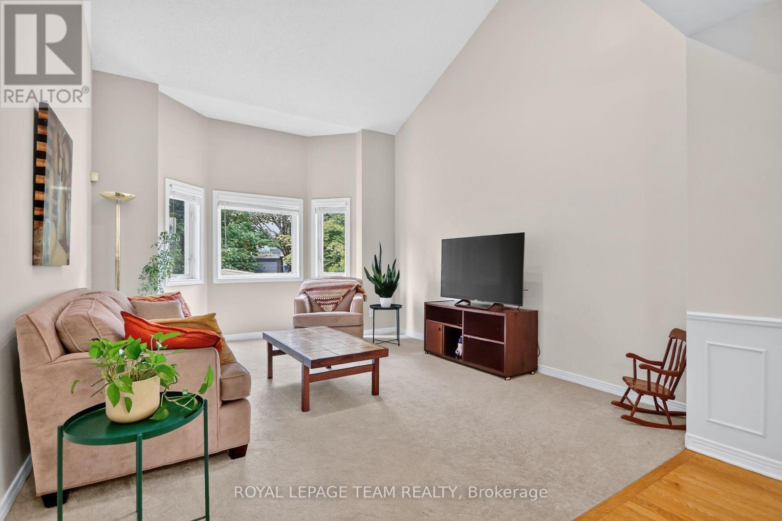 23 Grassy Plains Drive, Ottawa, ON