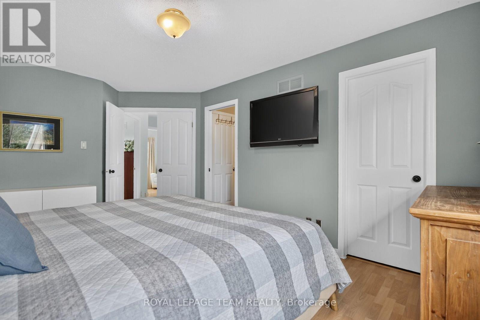 23 Grassy Plains Drive, Ottawa, ON