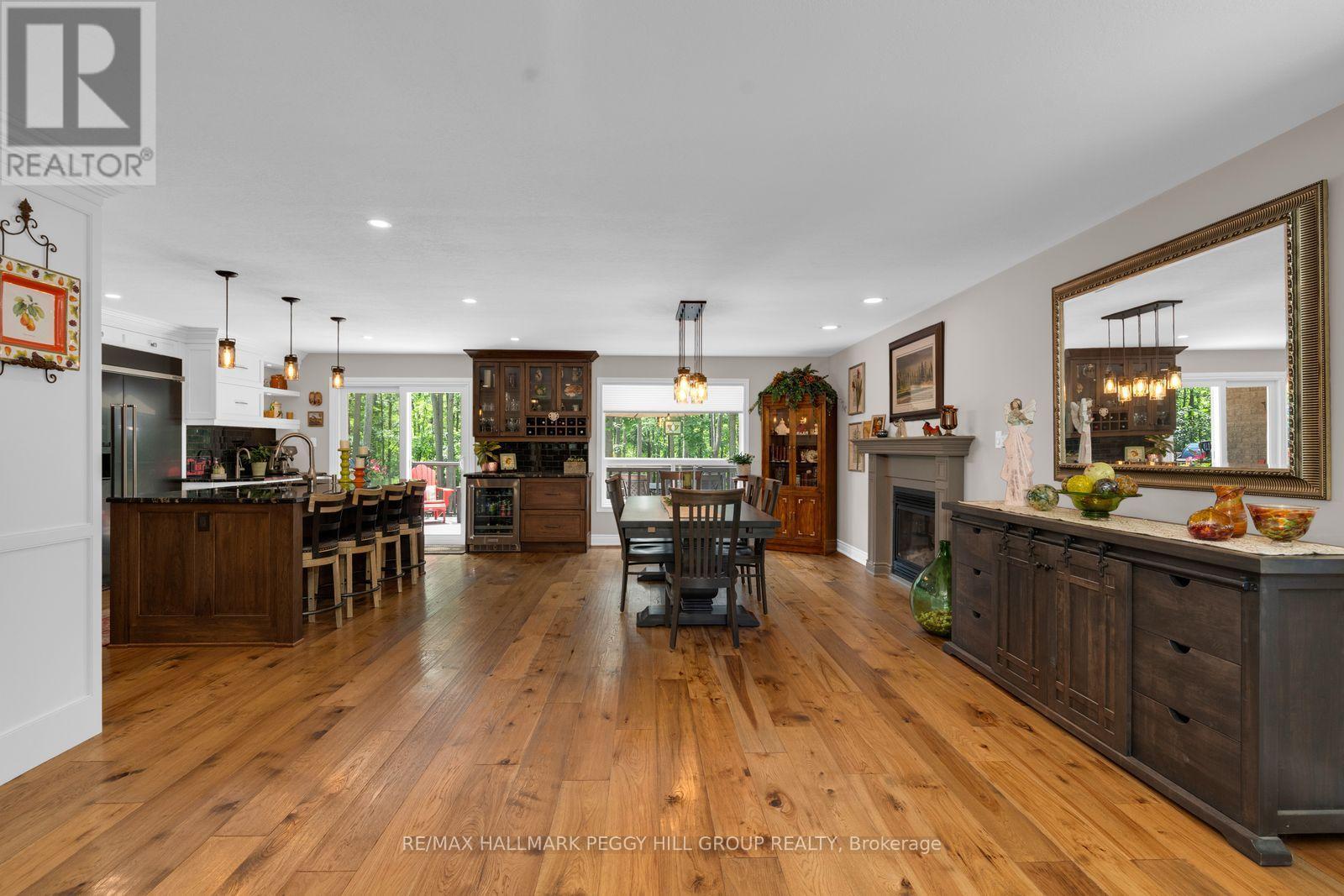 6 Maplehill Drive, Oro-Medonte, ON