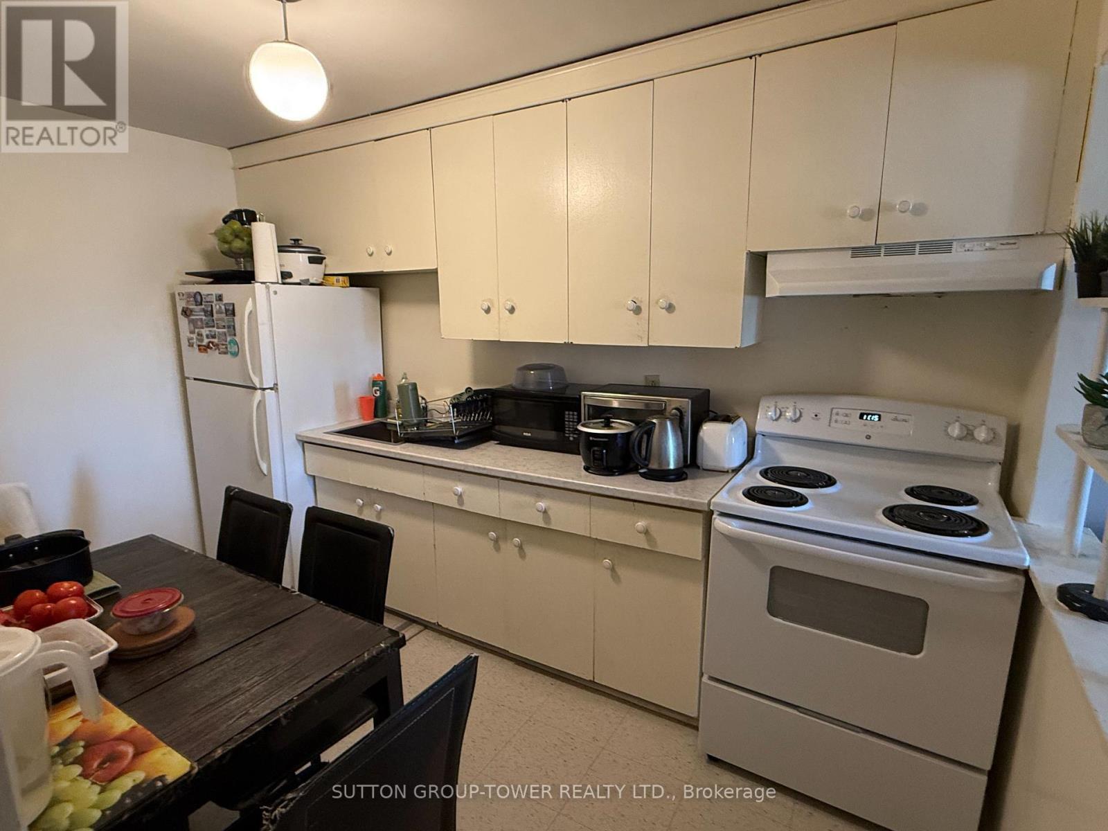684 Wilson Avenue, Toronto, ON