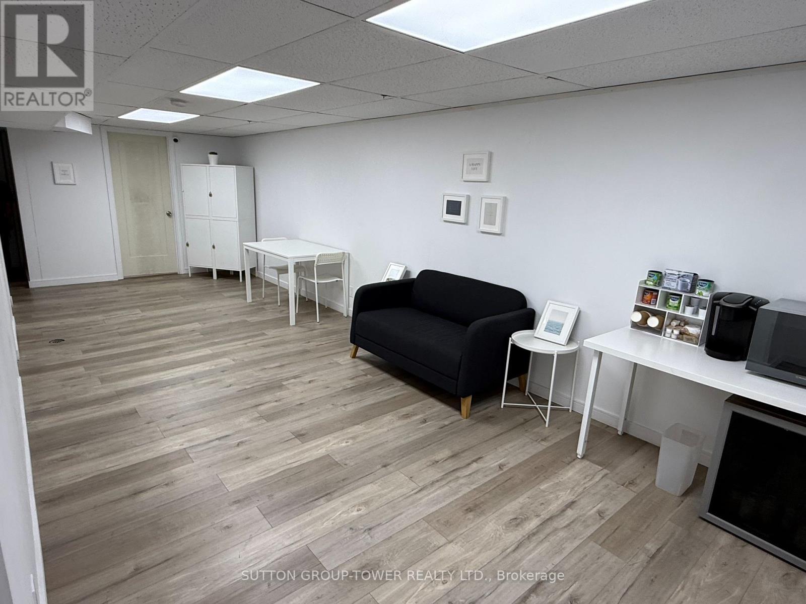 684 Wilson Avenue, Toronto, ON