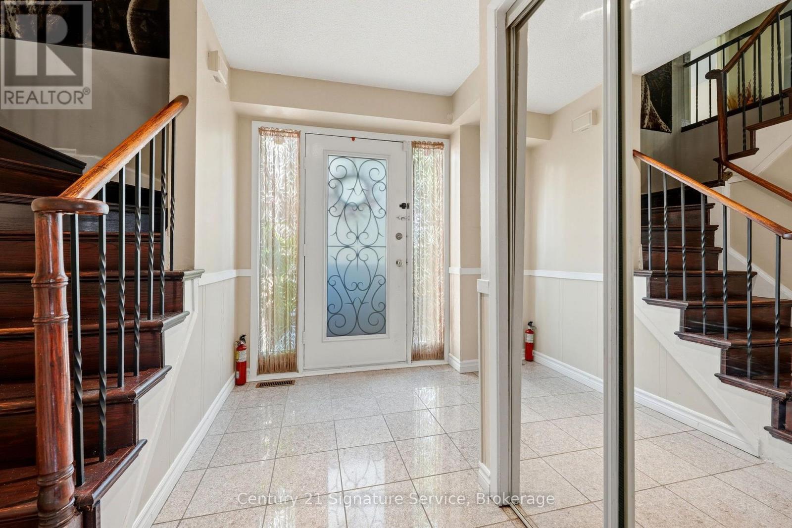 4265 Tea Garden Circle, Mississauga, ON