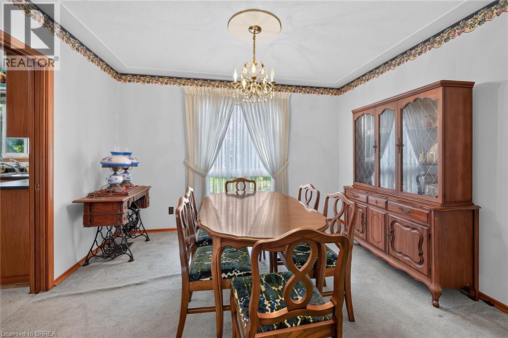 5 Rathbun Place, Brantford, ON