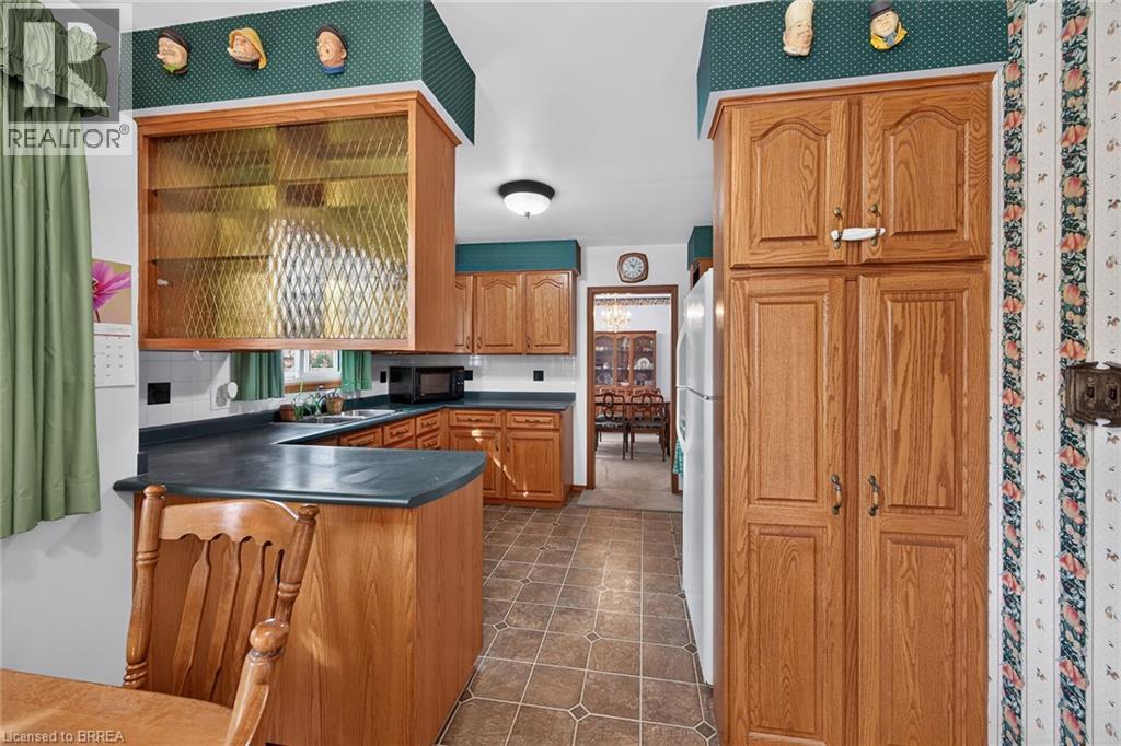 5 Rathbun Place, Brantford, ON