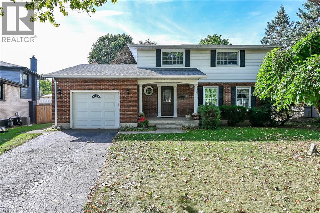 5 Rathbun Place, Brantford, ON