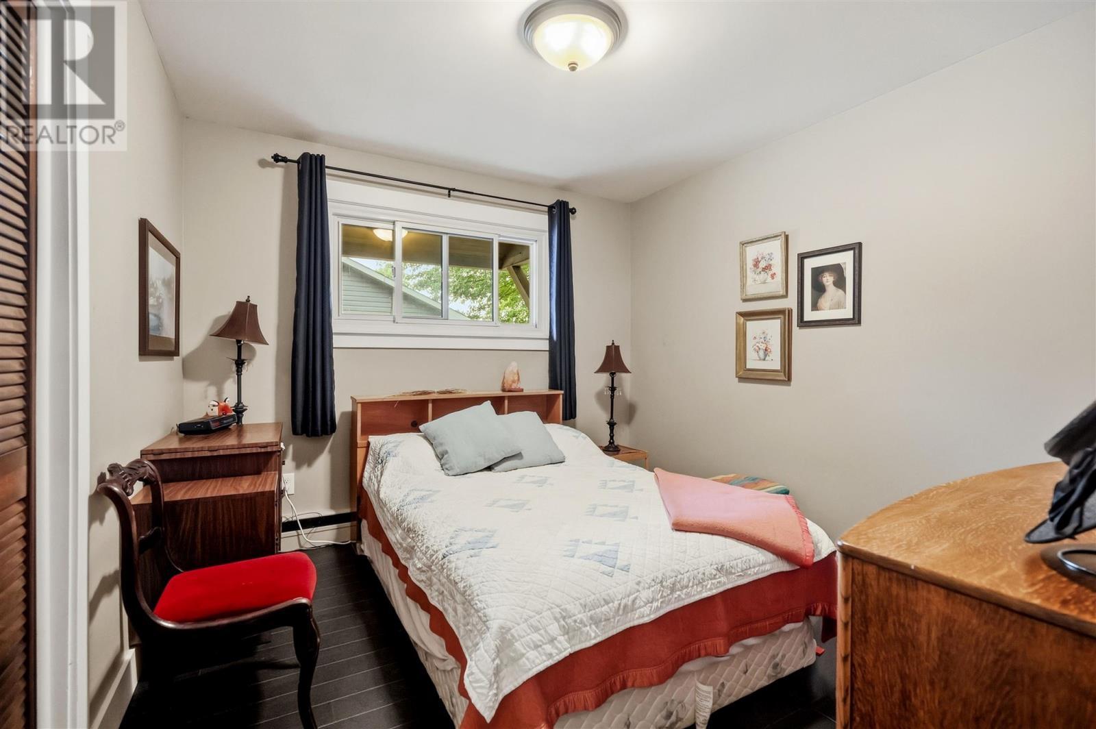 19 Illinois Ave, Sault Ste. Marie, ON