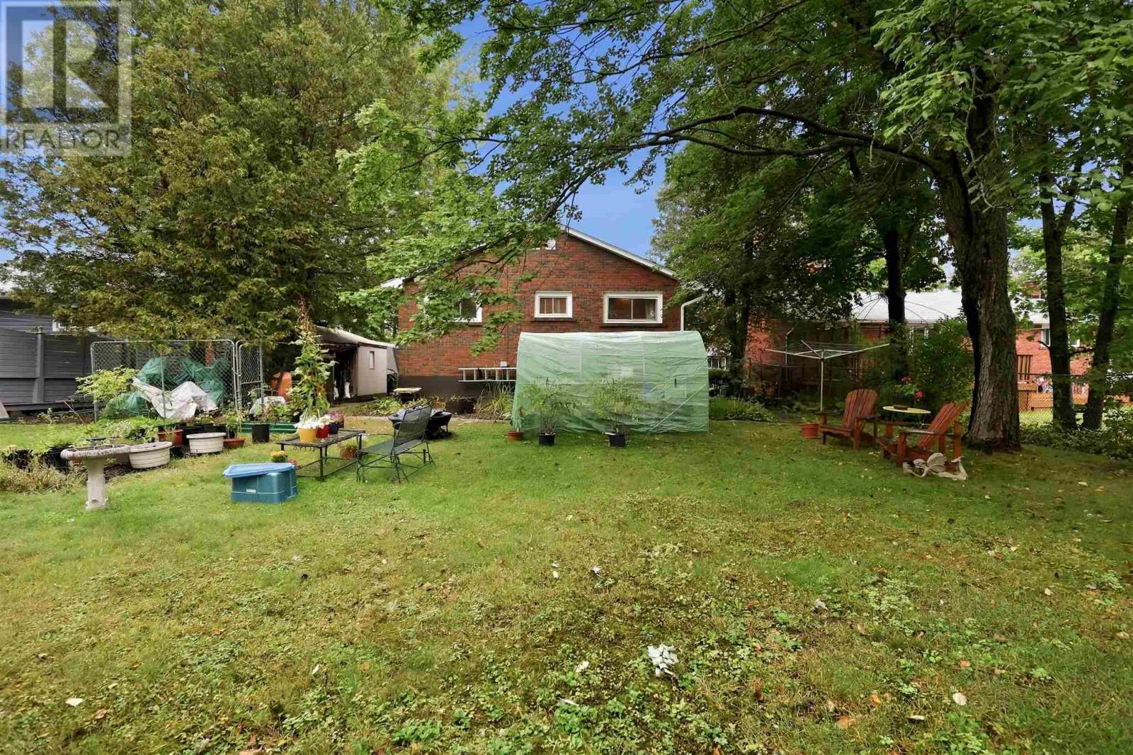 19 Illinois Ave, Sault Ste. Marie, ON
