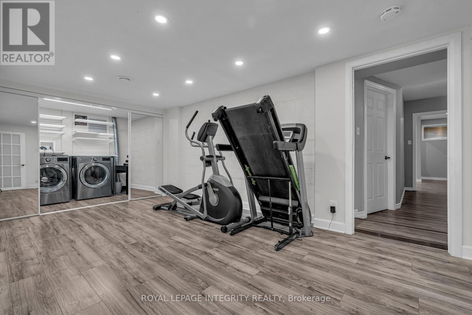 924 Rex Avenue, Ottawa, ON