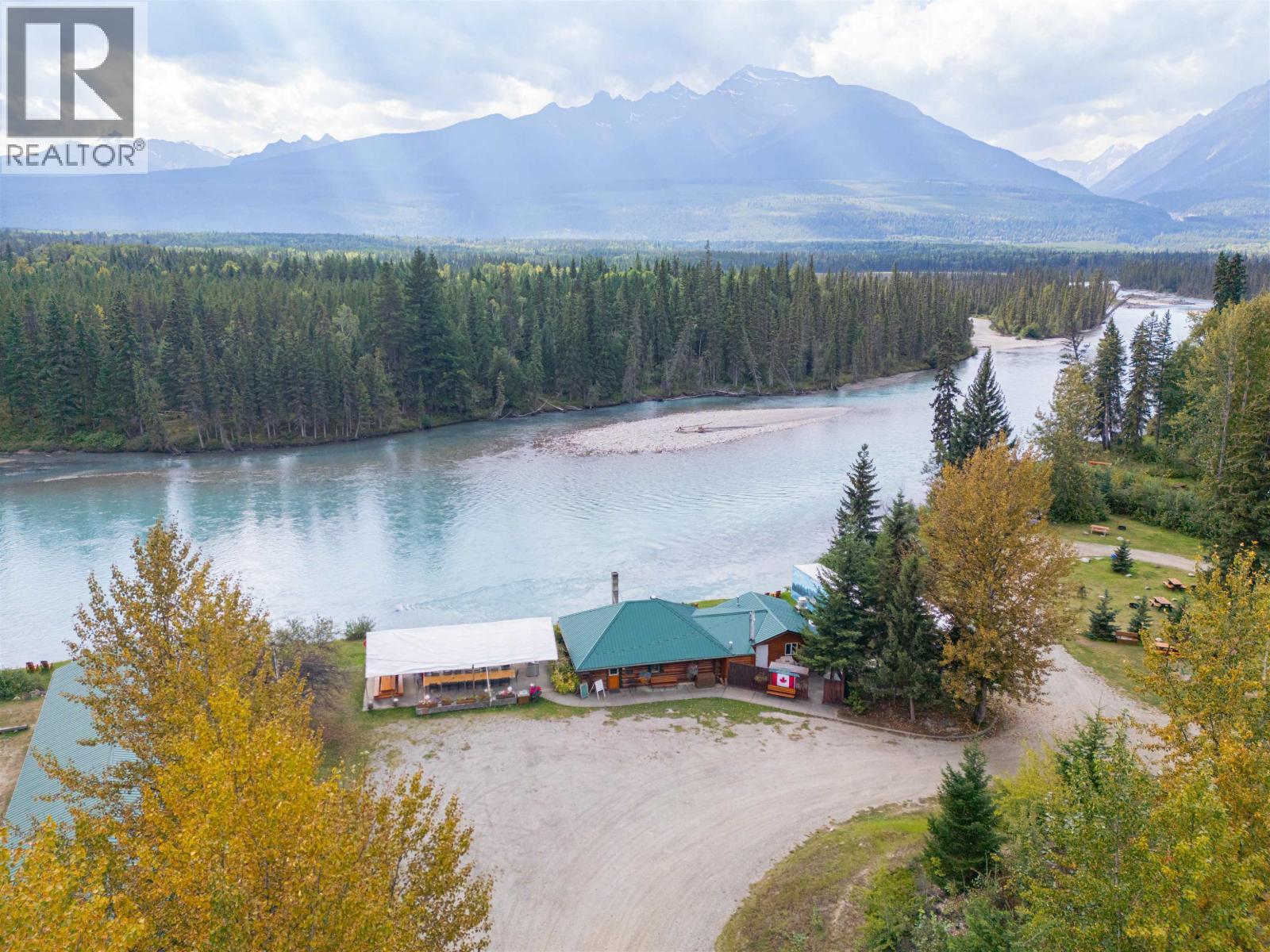 11957 L'Heureux (Tete Jaune Lodge), Valemount, BC