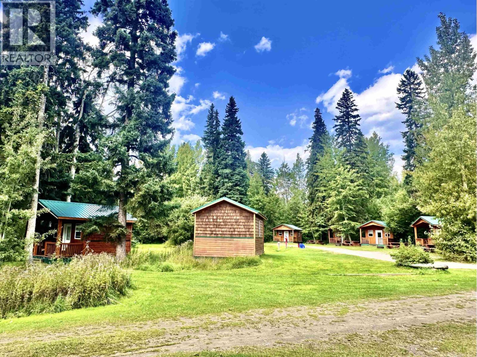 11957 L'Heureux (Tete Jaune Lodge), Valemount, BC