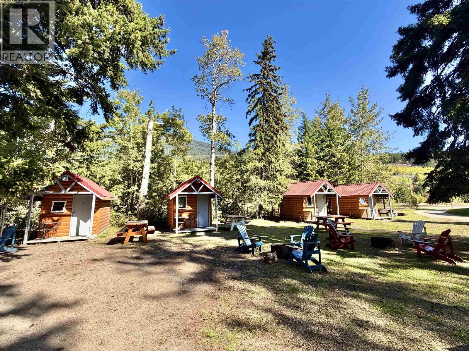 11957 L'Heureux (Tete Jaune Lodge), Valemount, BC