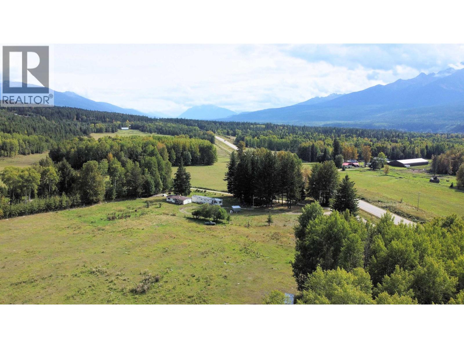 13490 Bunbury Road, Dunster, BC