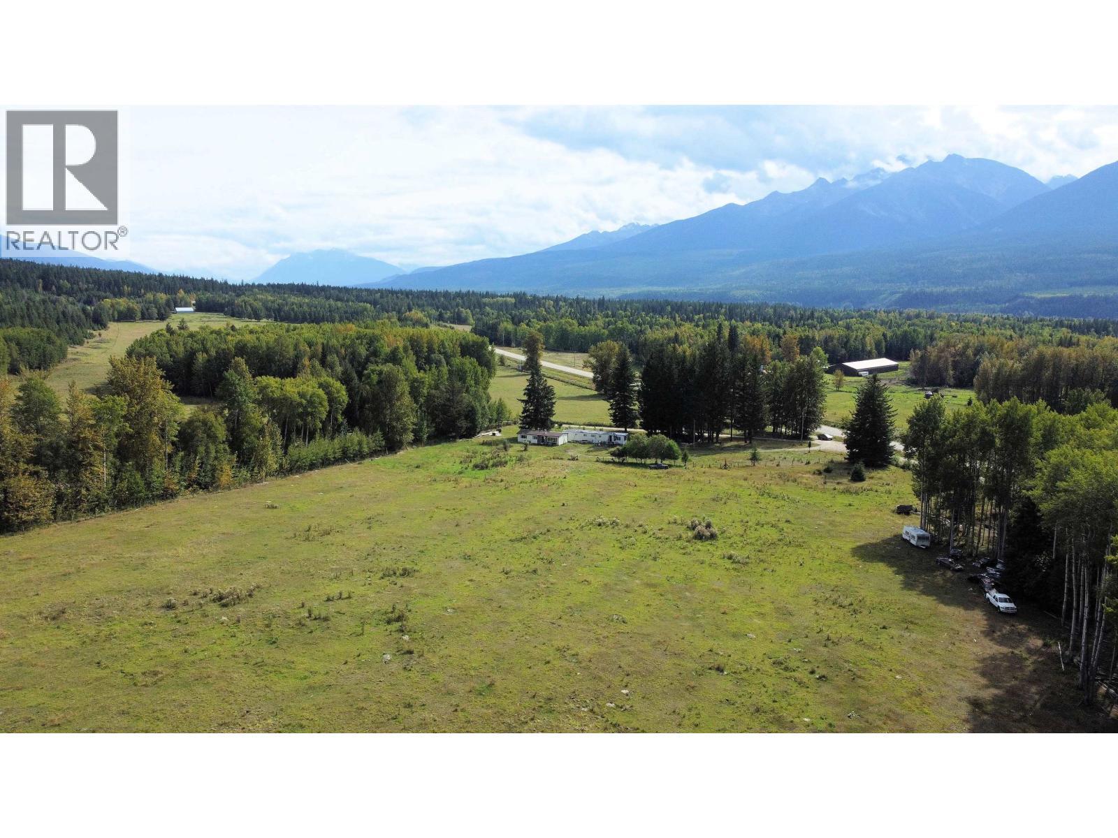 13490 Bunbury Road, Dunster, BC