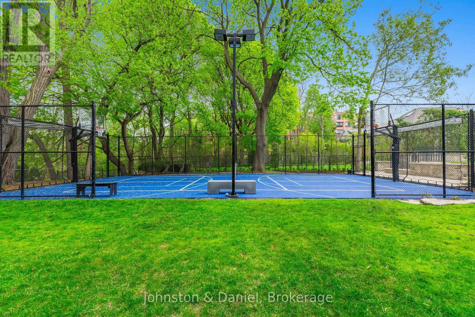 24 Glenview Avenue, Toronto, ON