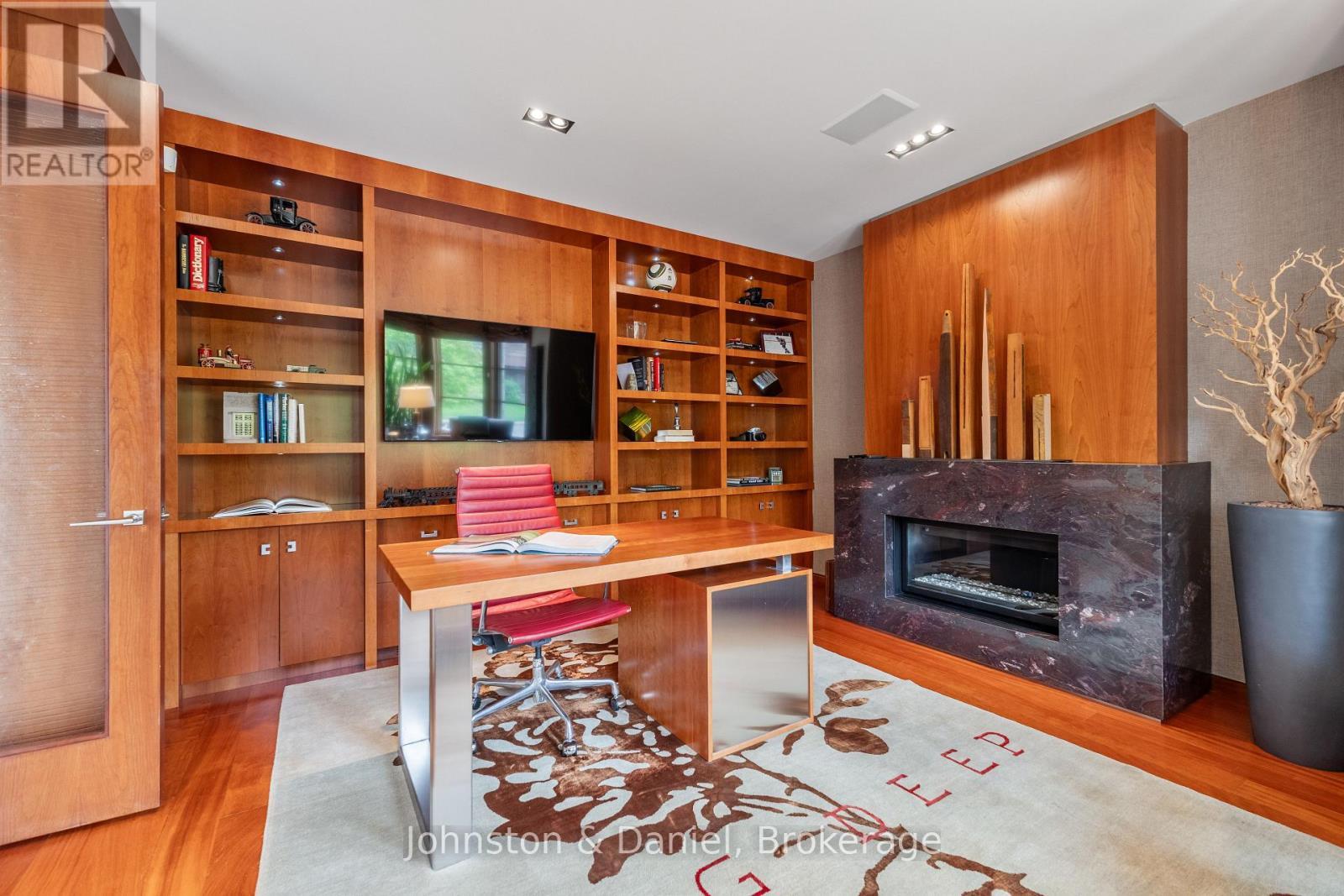 24 Glenview Avenue, Toronto, ON