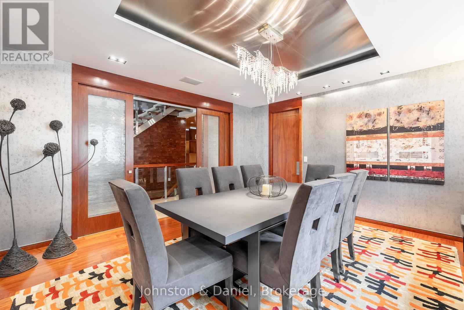24 Glenview Avenue, Toronto, ON