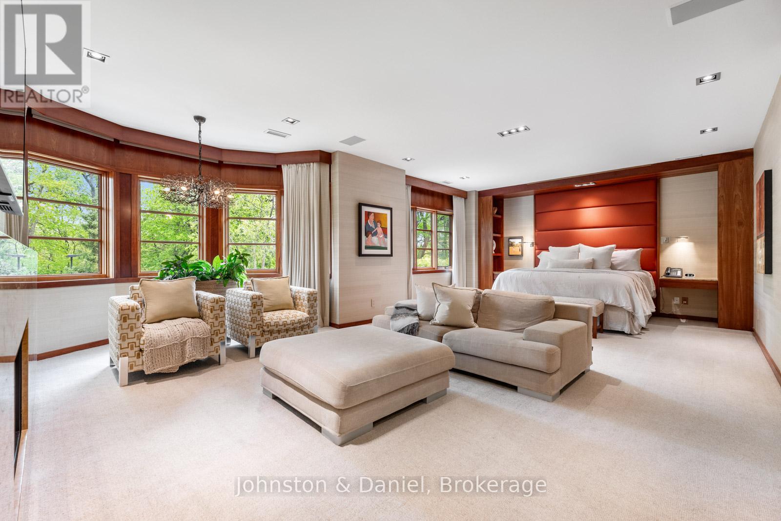 24 Glenview Avenue, Toronto, ON