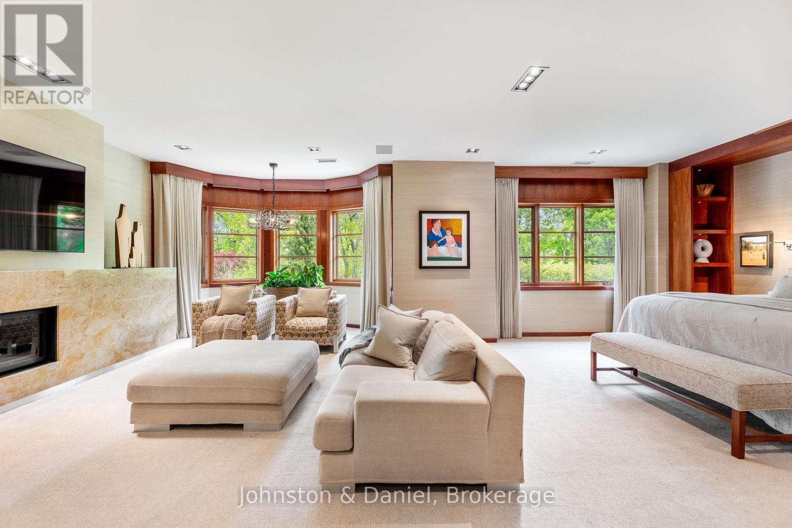 24 Glenview Avenue, Toronto, ON