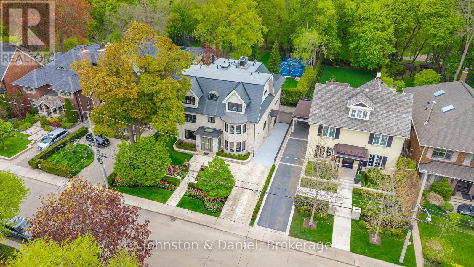 24 Glenview Avenue, Toronto, ON