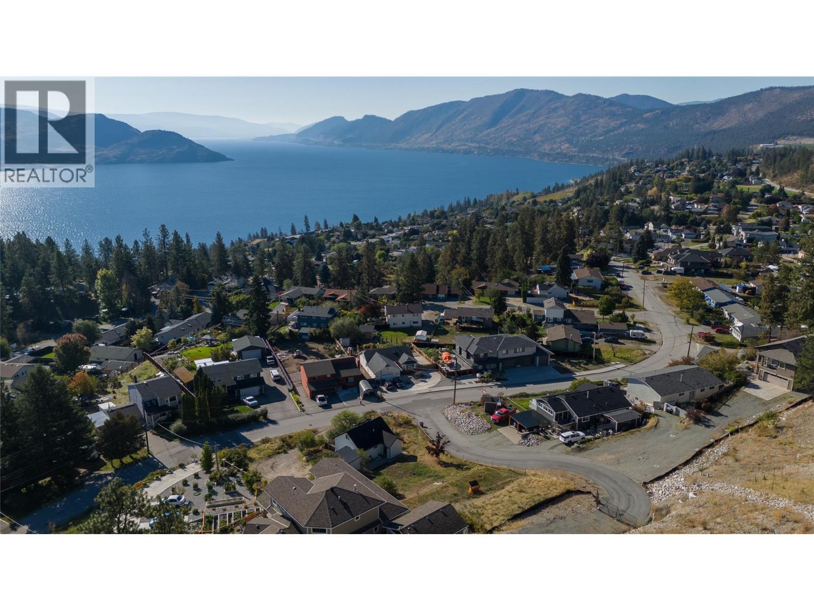 5940 Victoria Street, Peachland, BC