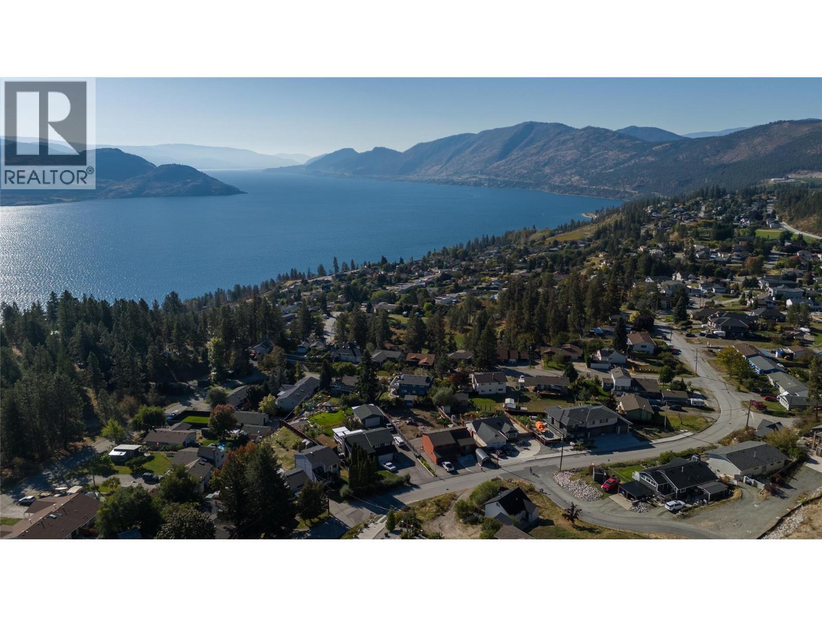 5940 Victoria Street, Peachland, BC