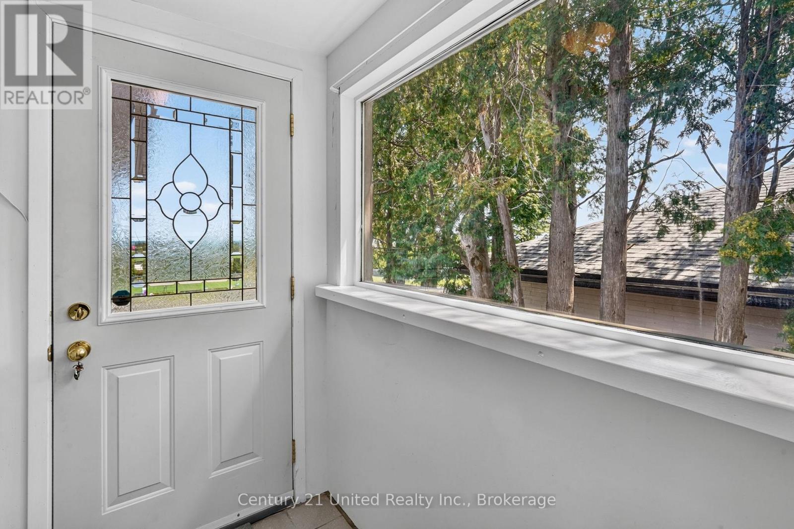 1696 Applewood Crescent, Peterborough (Monaghan Ward 2), ON