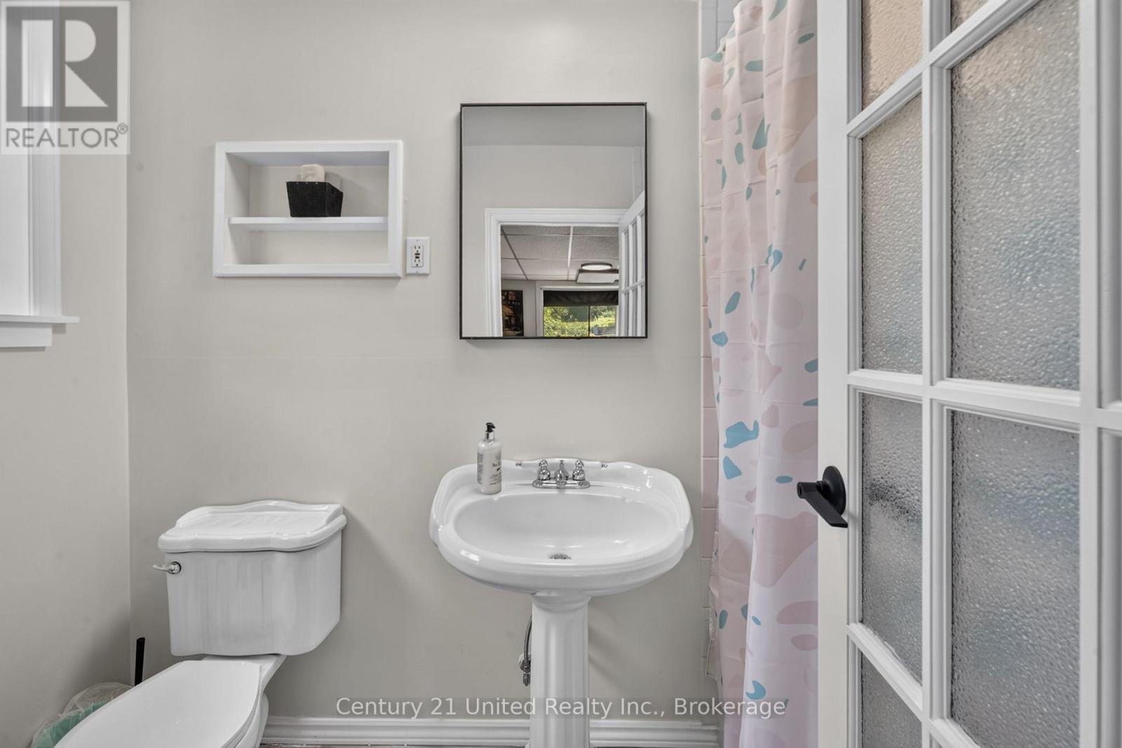 1696 Applewood Crescent, Peterborough (Monaghan Ward 2), ON