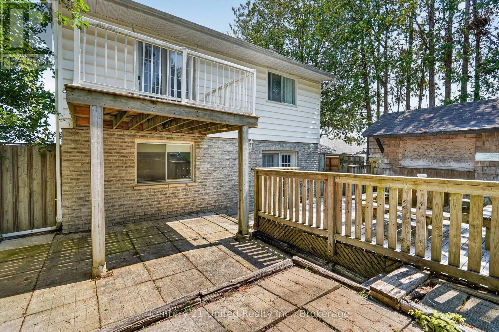 1696 Applewood Crescent, Peterborough (Monaghan Ward 2), ON