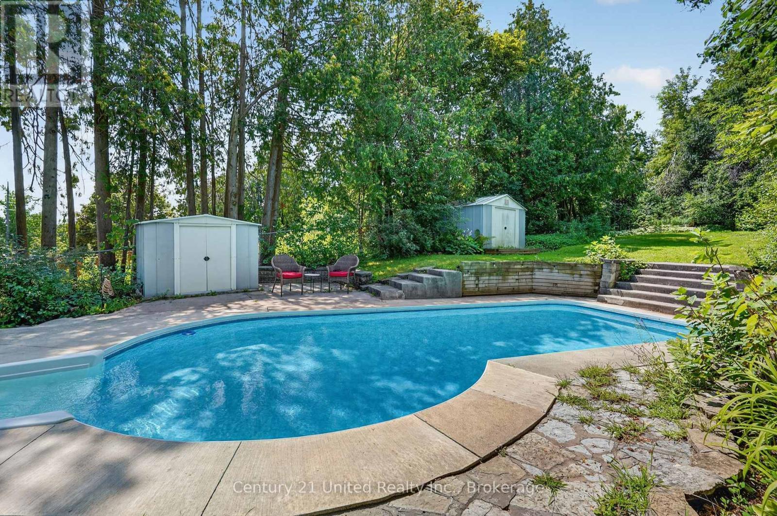 1696 Applewood Crescent, Peterborough (Monaghan Ward 2), ON