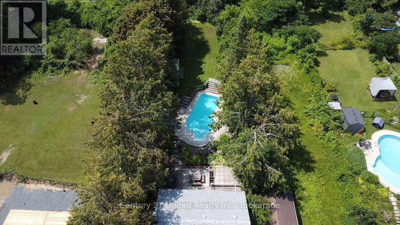 1696 Applewood Crescent, Peterborough (Monaghan Ward 2), ON