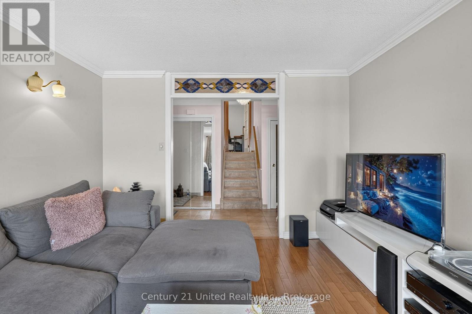 1696 Applewood Crescent, Peterborough (Monaghan Ward 2), ON
