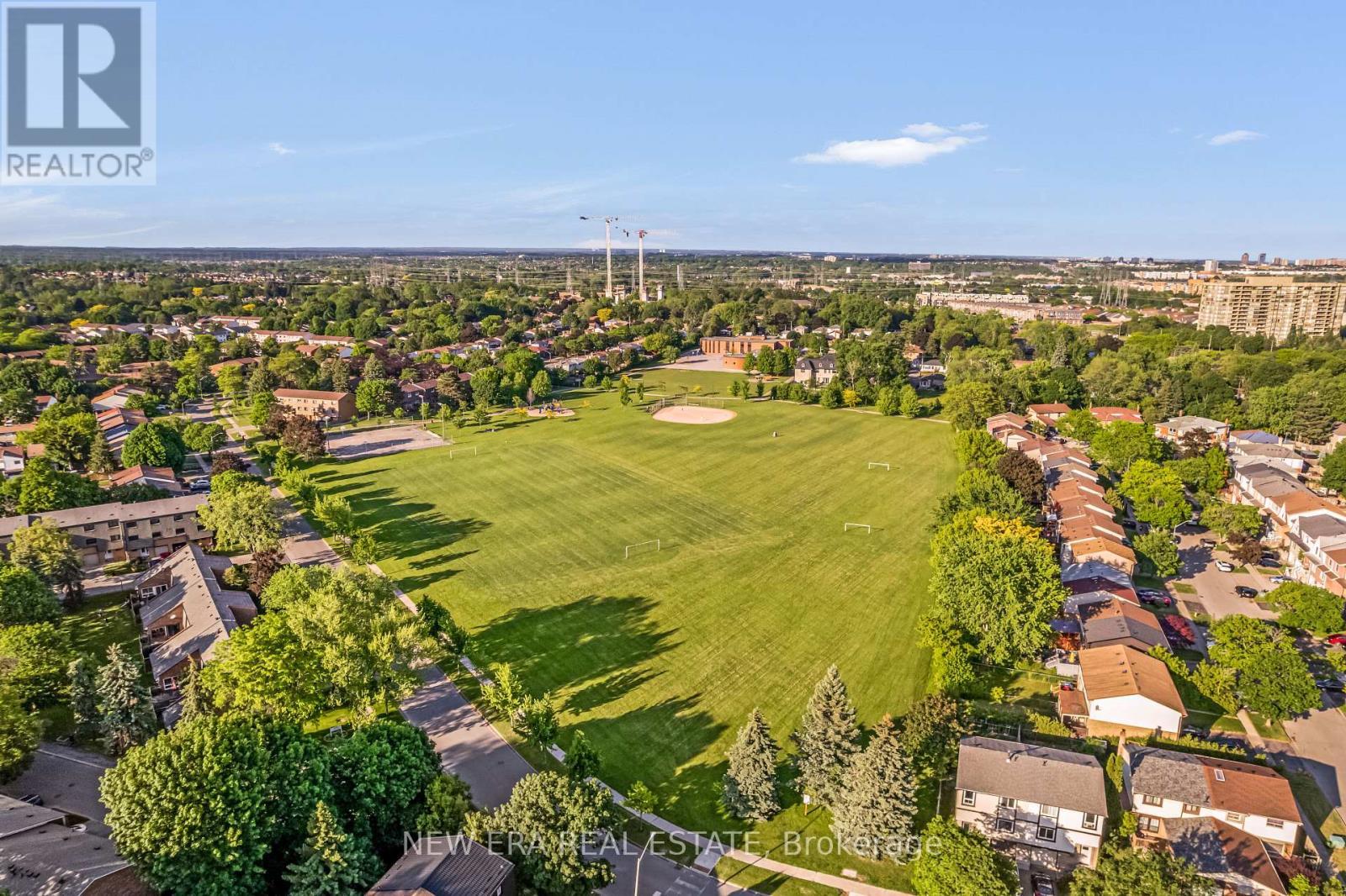 6 - 1415 Fieldlight Boulevard, Pickering, ON