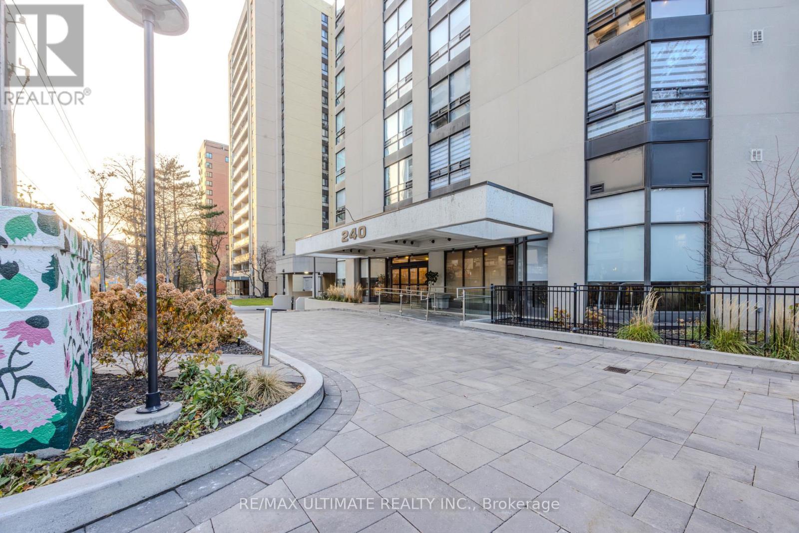 201 - 240 Heath Street W, Toronto, ON