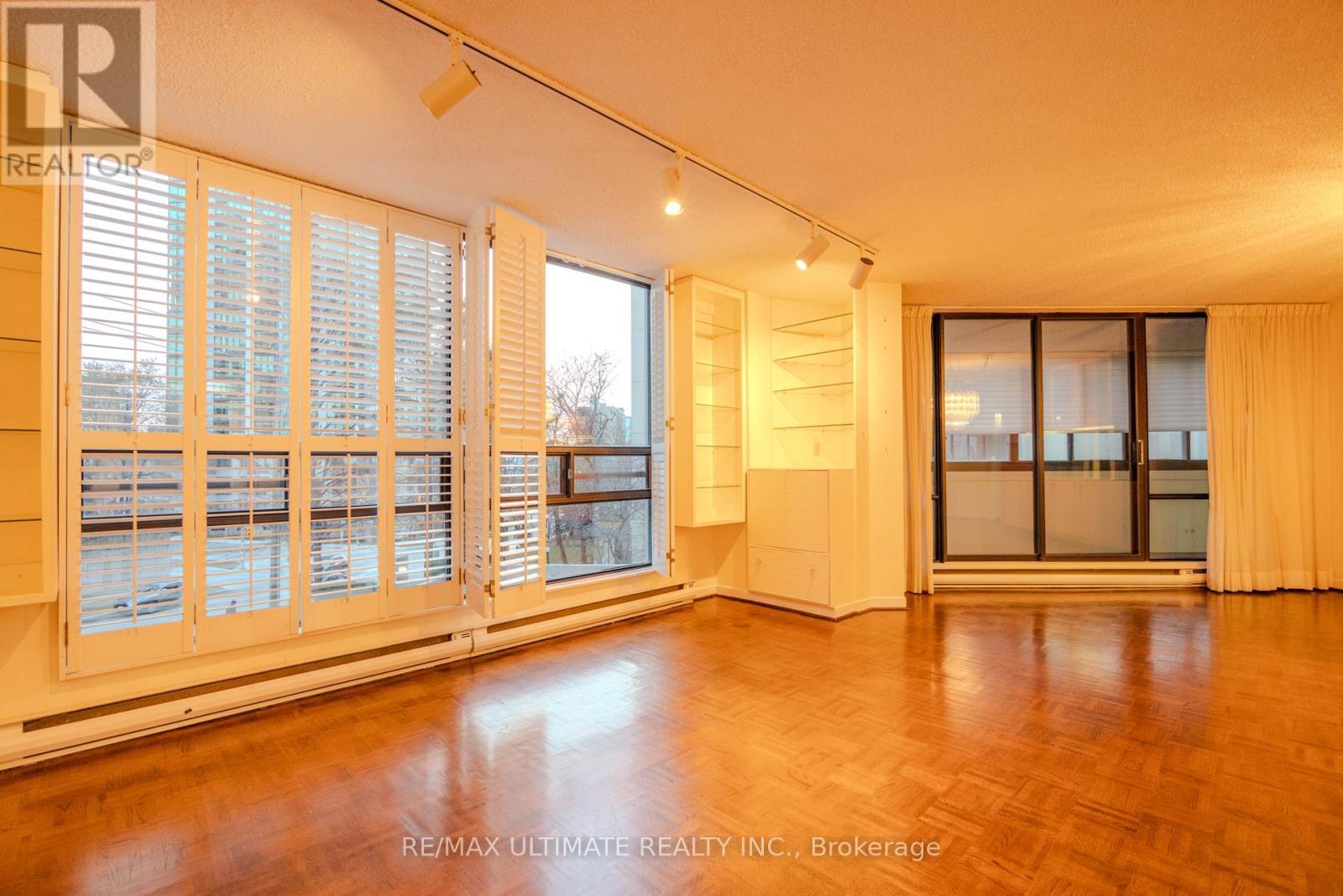 201 - 240 Heath Street W, Toronto, ON