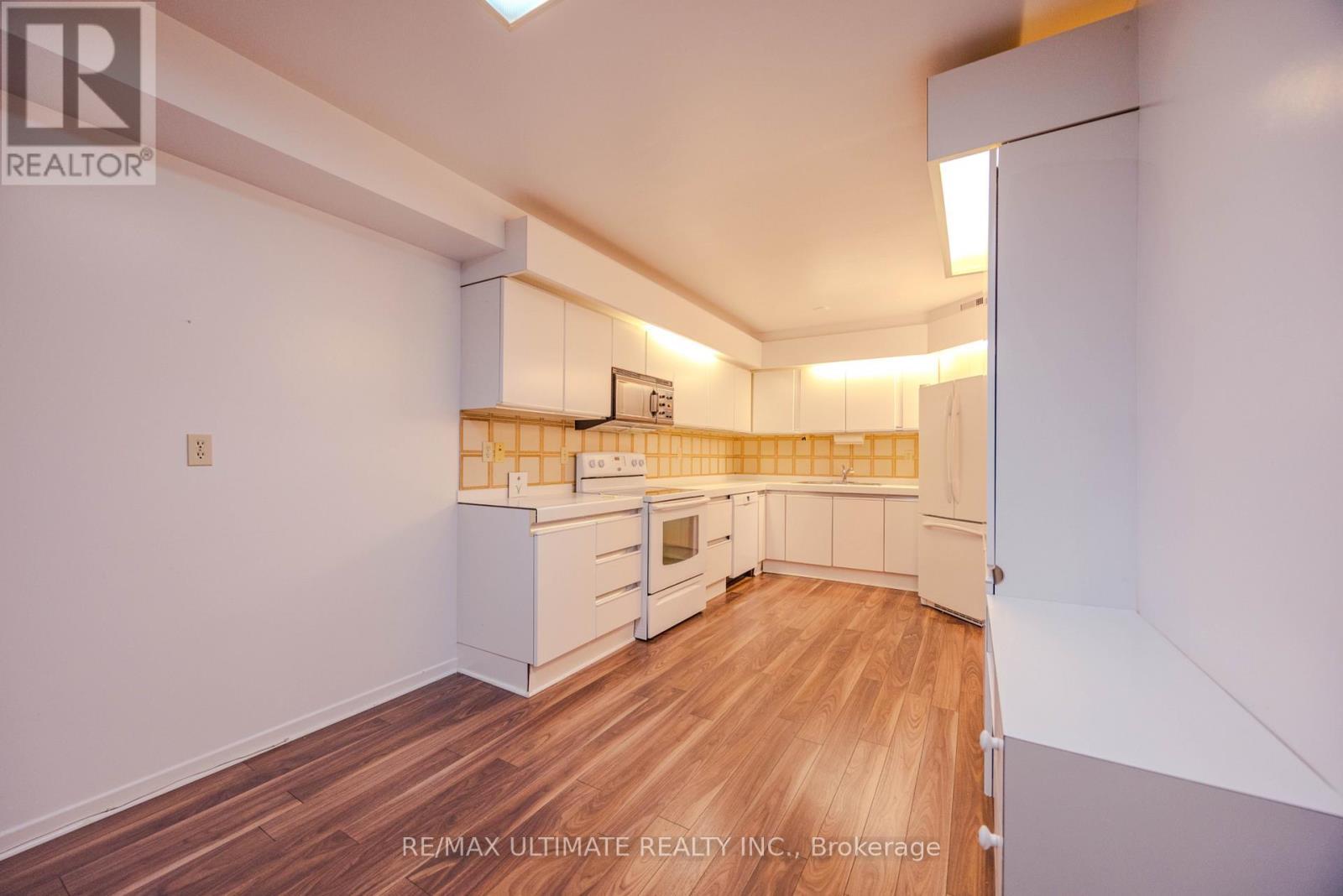 201 - 240 Heath Street W, Toronto, ON