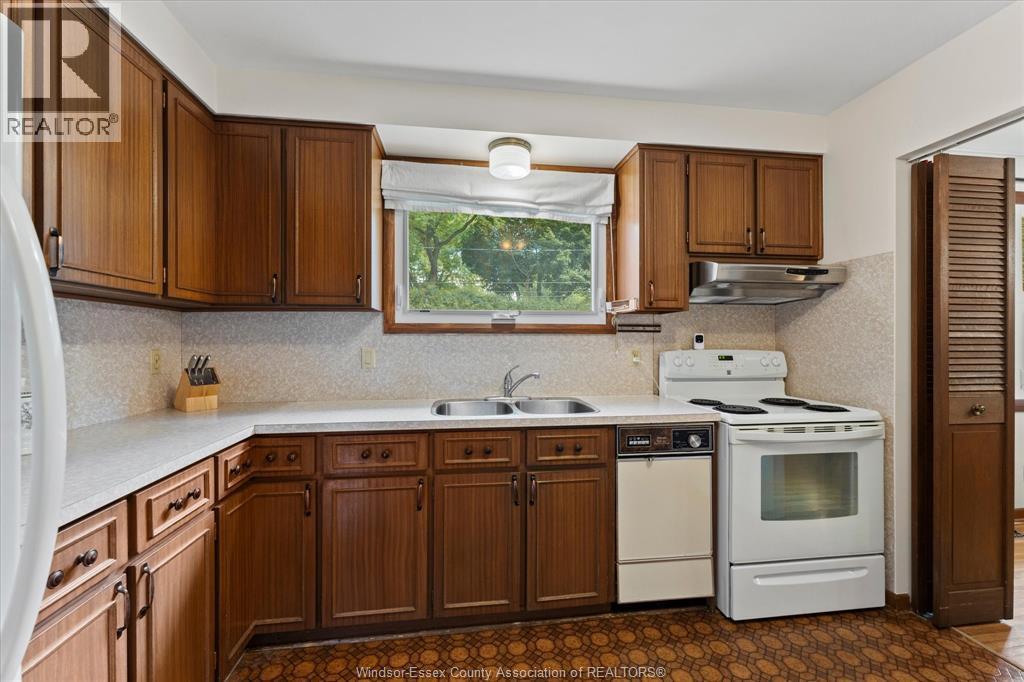 3630 Avondale Avenue, Windsor, ON