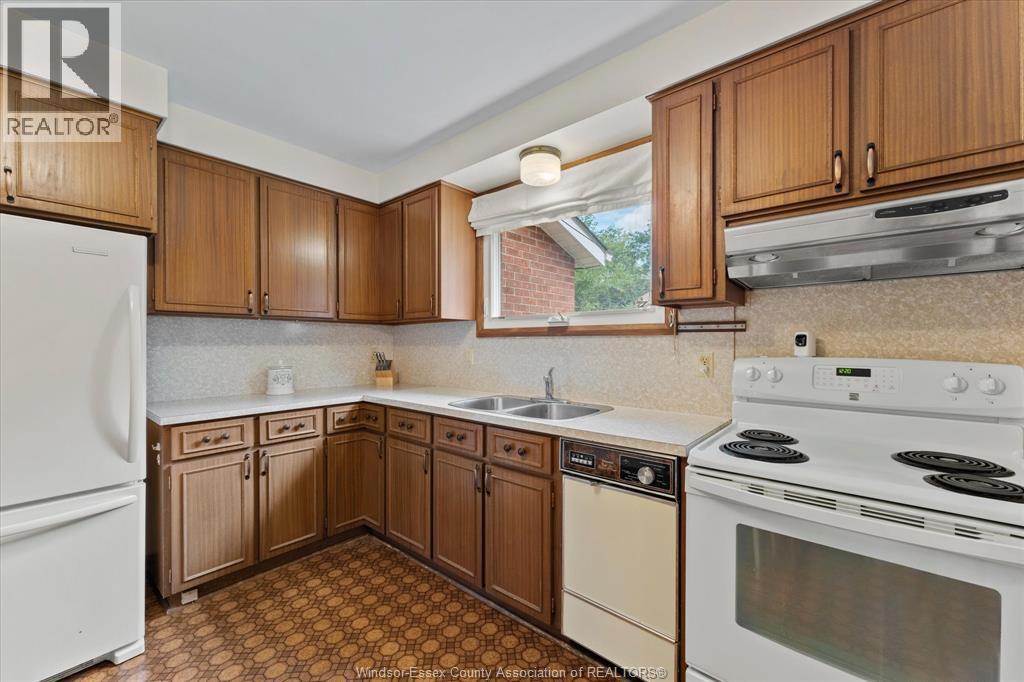 3630 Avondale Avenue, Windsor, ON