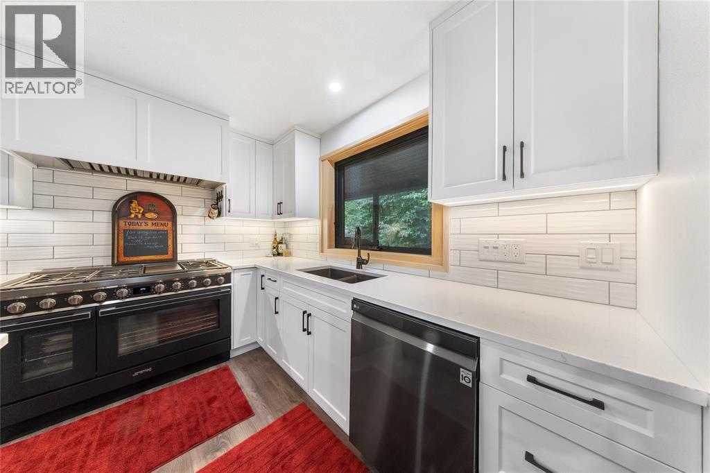 1 Miller Lake Shore Road, Northern Bruce Peninsula, ON