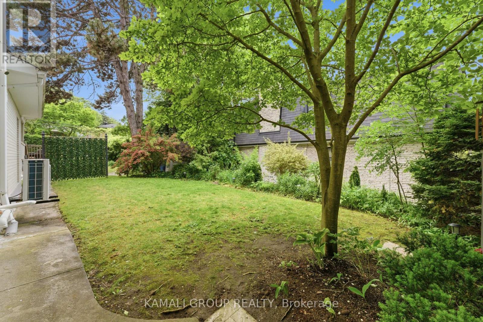 30 Blue Ridge Road, Toronto, ON