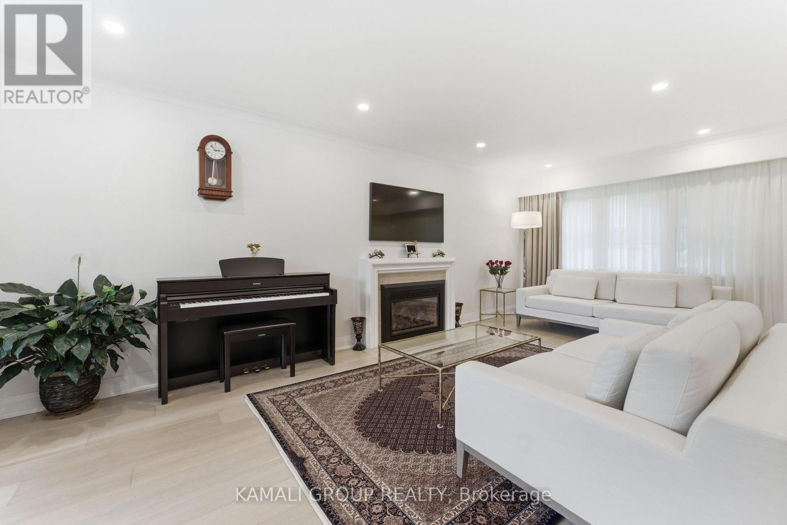 30 Blue Ridge Road, Toronto, ON
